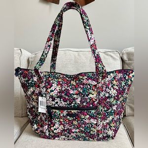 NWT Vera Bradley Miller Travel Bag Itsy Ditsy